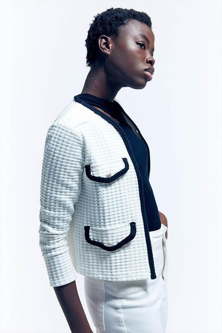 CHAQUETA TEXTURA BOLSILLOS