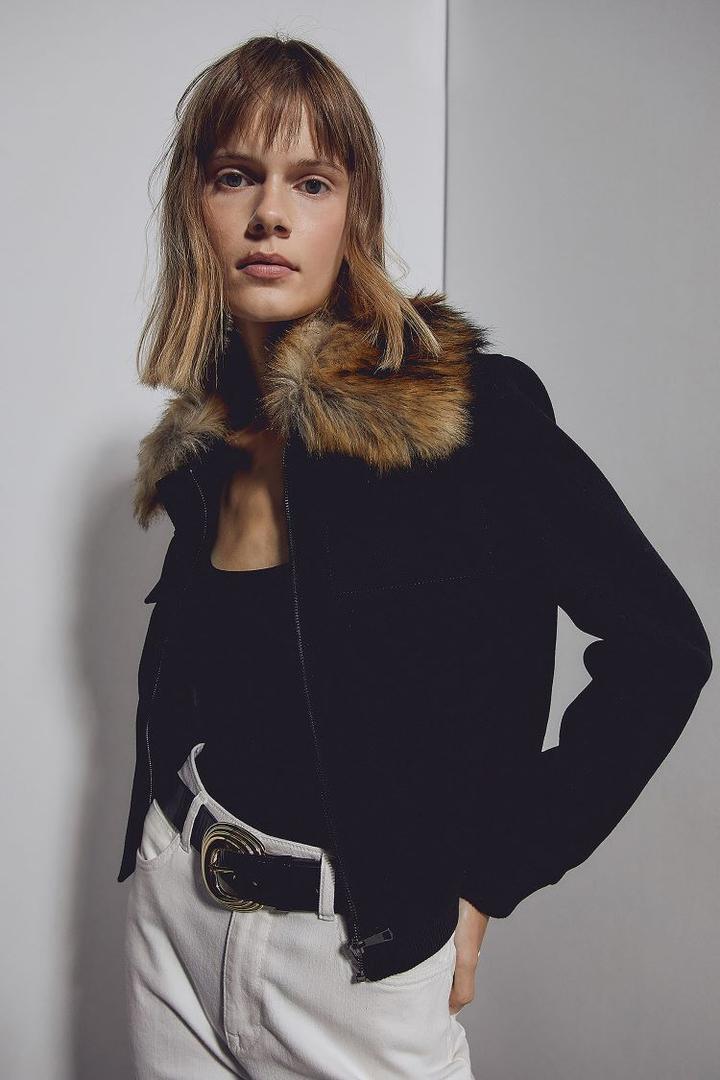 Los abrigos y chaquetas más baratos de las rebajas de Sfera