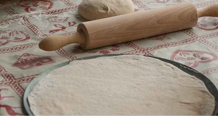 Desvelan qué conocida marca fabrica el popular fuet y las pizzas de Mercadona