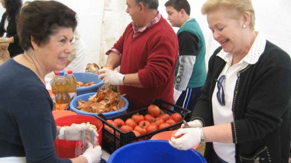 Fiesta de la Sopa de los Siete Ramales en El Burgo, Málaga