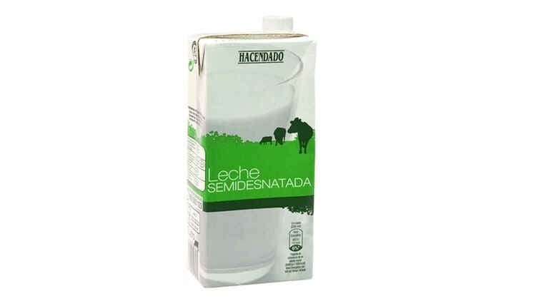 Eroski, Carrefour, Alcampo o Mercadona: ¿Quién vende la leche más barata?