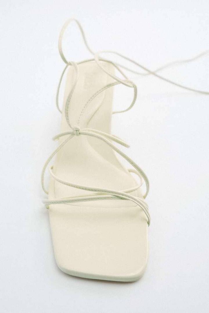 Zara: el nuevo abrigo que te vale para todos los días de la semana