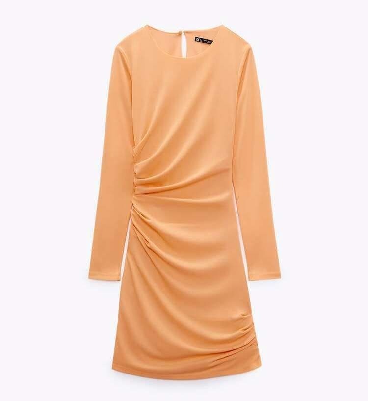 Zara: el nuevo abrigo que te vale para todos los días de la semana