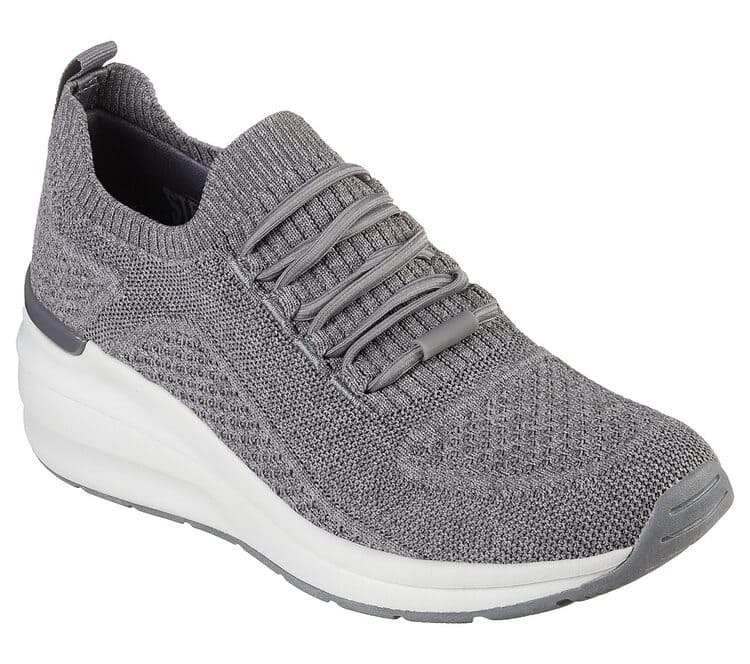 La tienda de San Valentín en Amazon triunfa con 6 botines y zapatillas de Skechers para toda ocasión