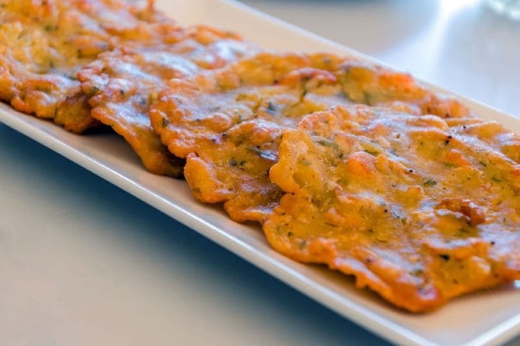 Tortillitas de camarones: el secreto para hacerlas mejor que en Andalucía