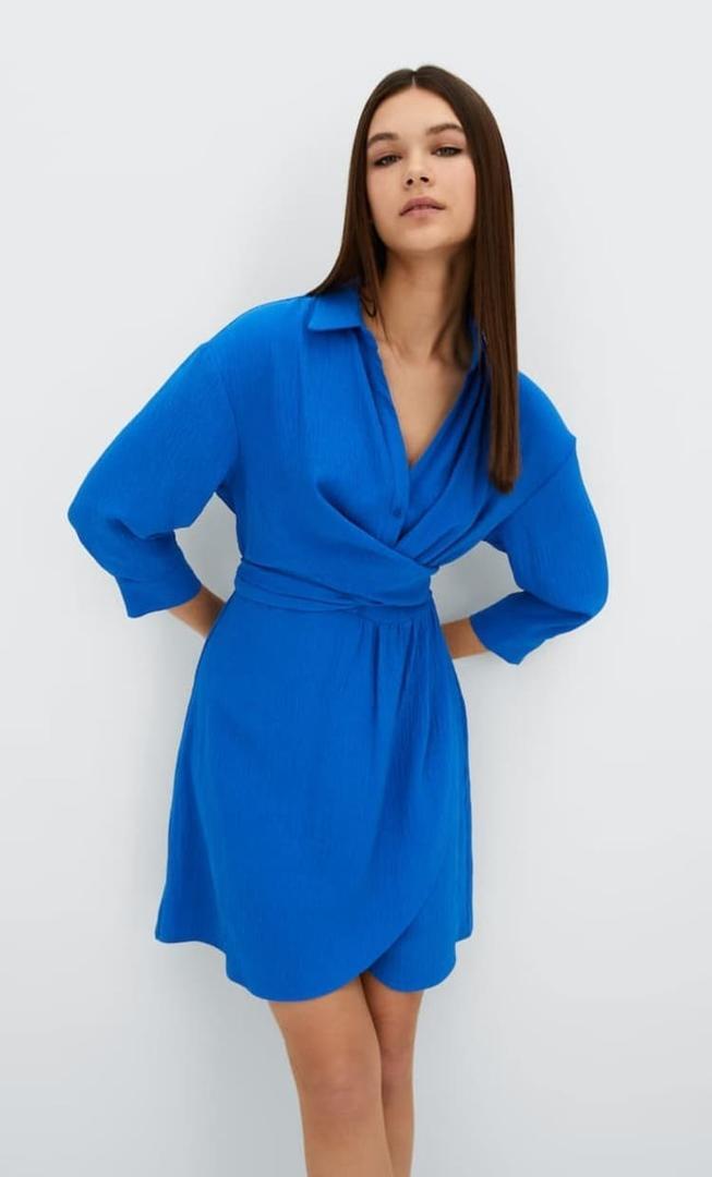 Vestido corto cruzado