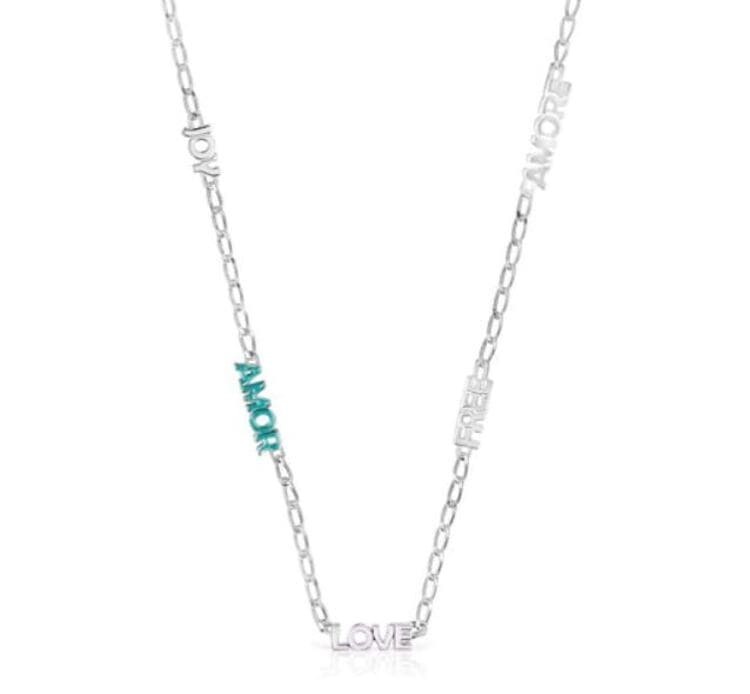 Tous se lanza hacia San Valentín para celebrar el amor con joyas de calidad: look de pendientes, collar y anillo