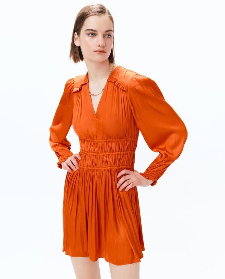Vestido corto frunces color naranja SFERA