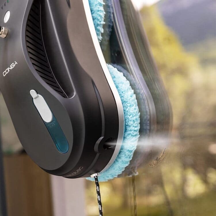 Robot limpiacristales Conga WinDroid 880 SprayWater Connected de Cecotec