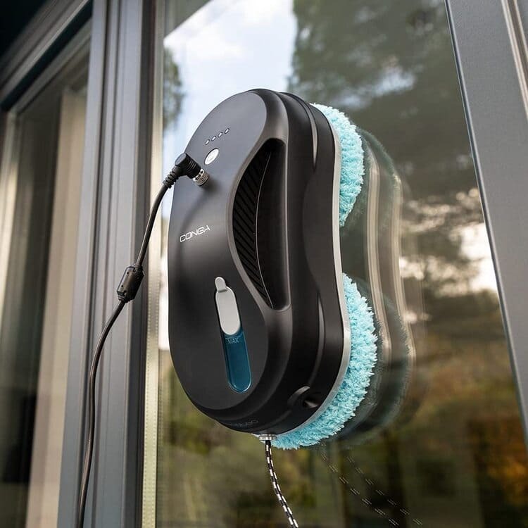 Robot limpiacristales Conga WinDroid 880 SprayWater Connected de Cecotec