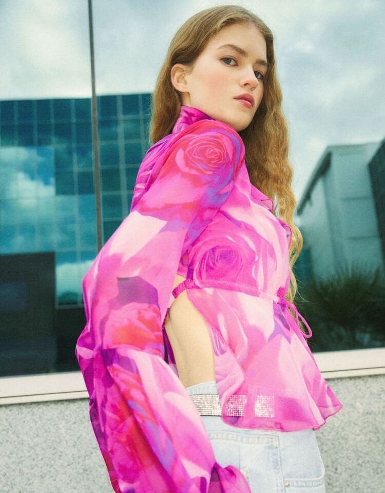 Blusa volante manga acampanada