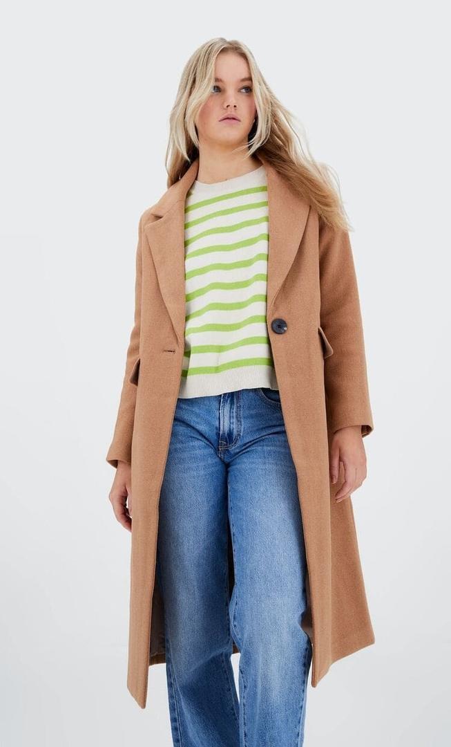 Abrigo un botón beige