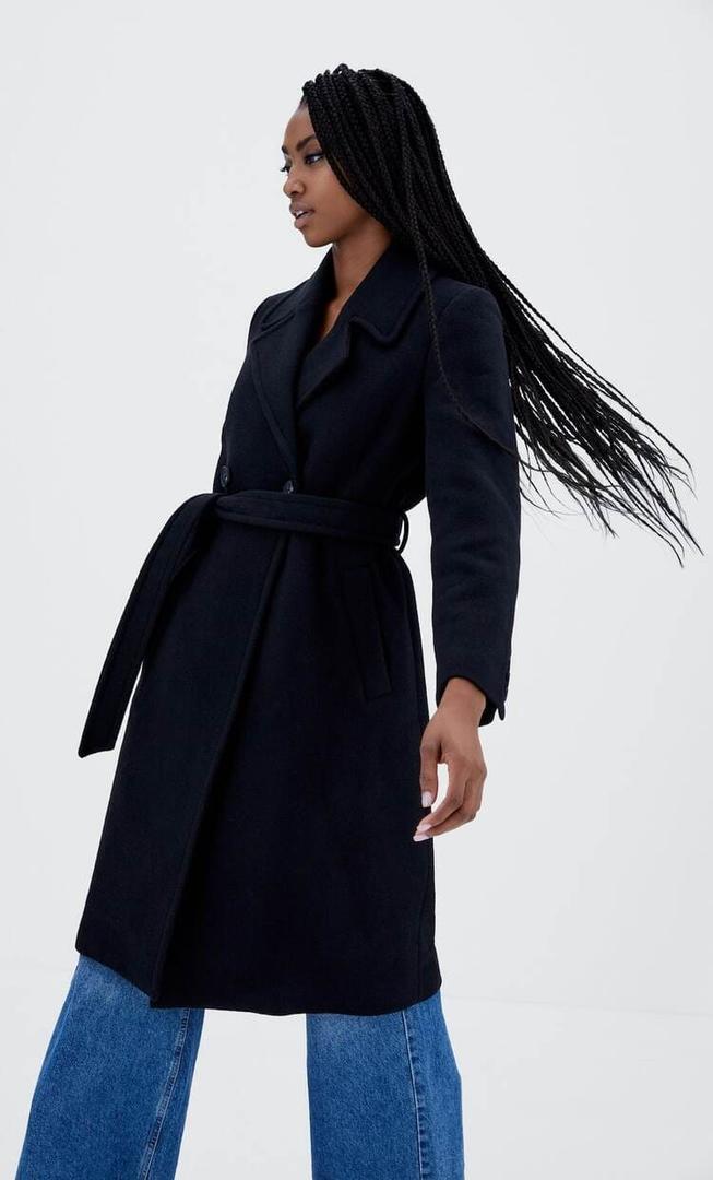 Abrigo cinturón negro