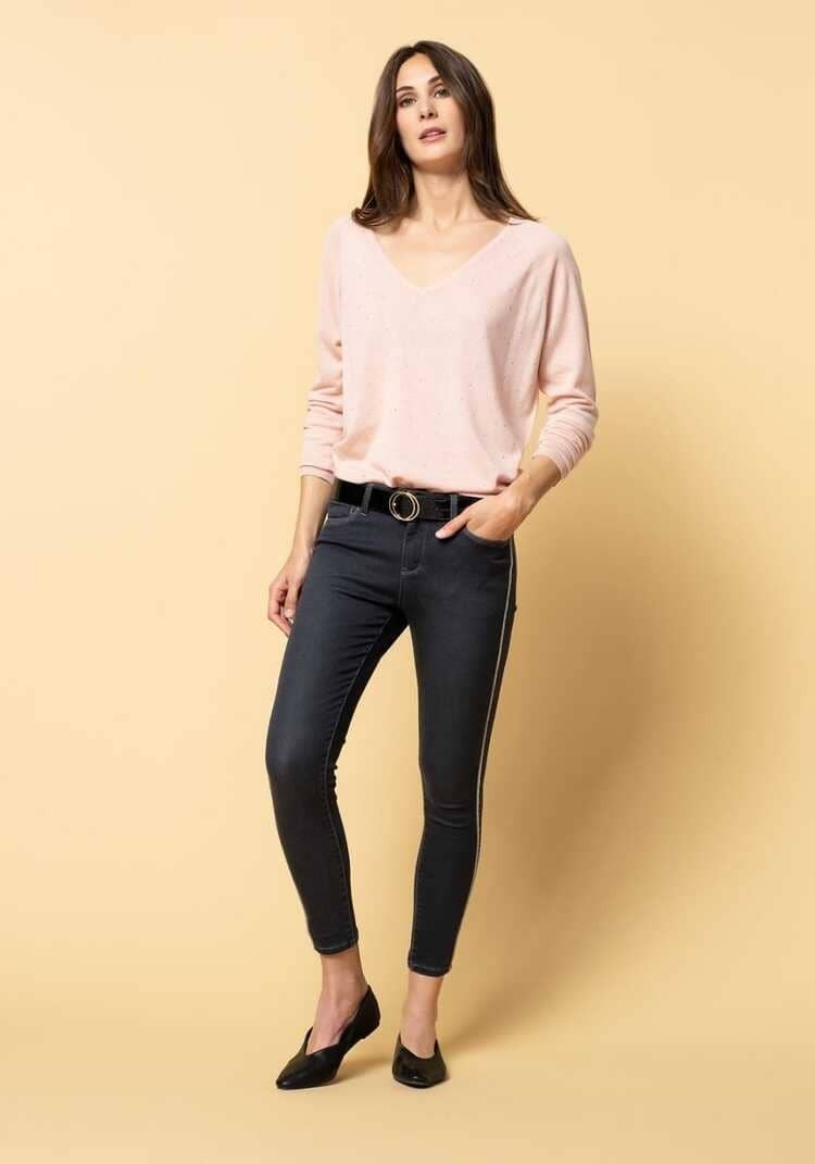 Look de jersey, pantalón y bailarinas