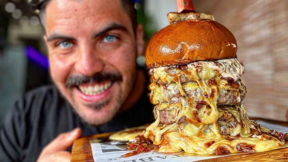 Hamburguesa The Rare One. Nomag Burger & Gin, Fuengirola, Málaga