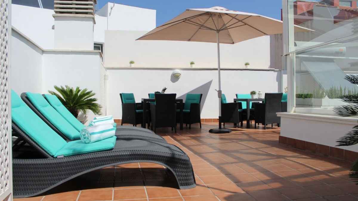 Apartamentos Suites Del Pintor, Málaga