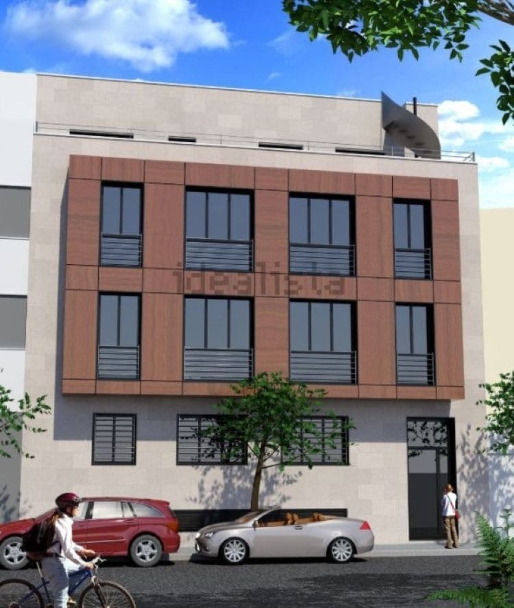 El ático en alquiler mejor valorado de Cádiz