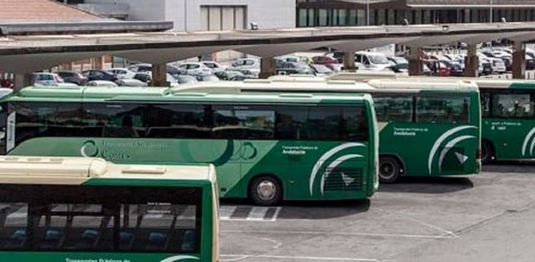 El servicio de transportes se verá aumentado al coincidir el fin de semana de Carnaval con el Puente de Andalucía