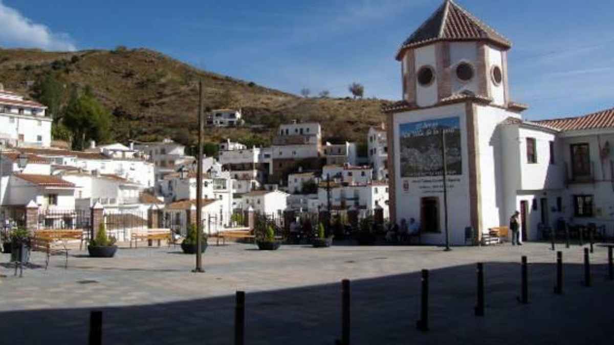 Plaza de la Constitución. El Borge, Málaga