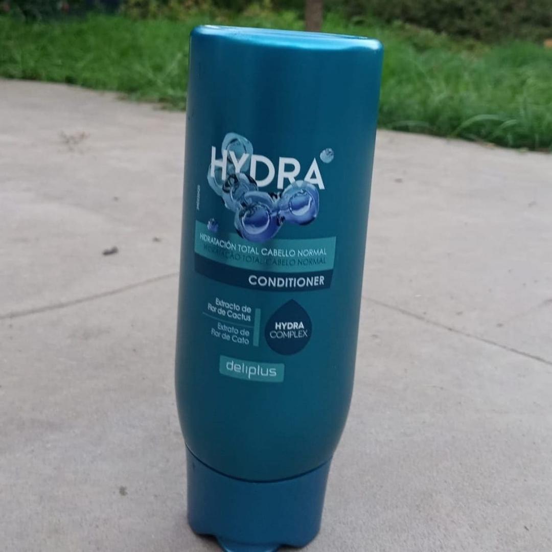 Acondicionador Hidratante Hydra para cabellos secos