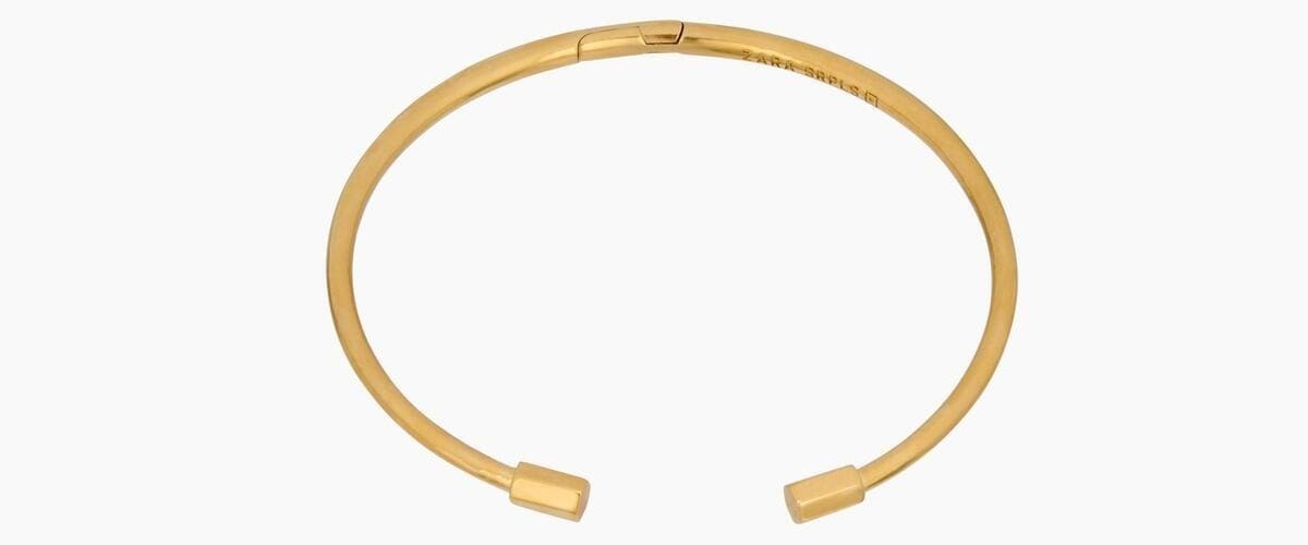 Collar de estructura rígida