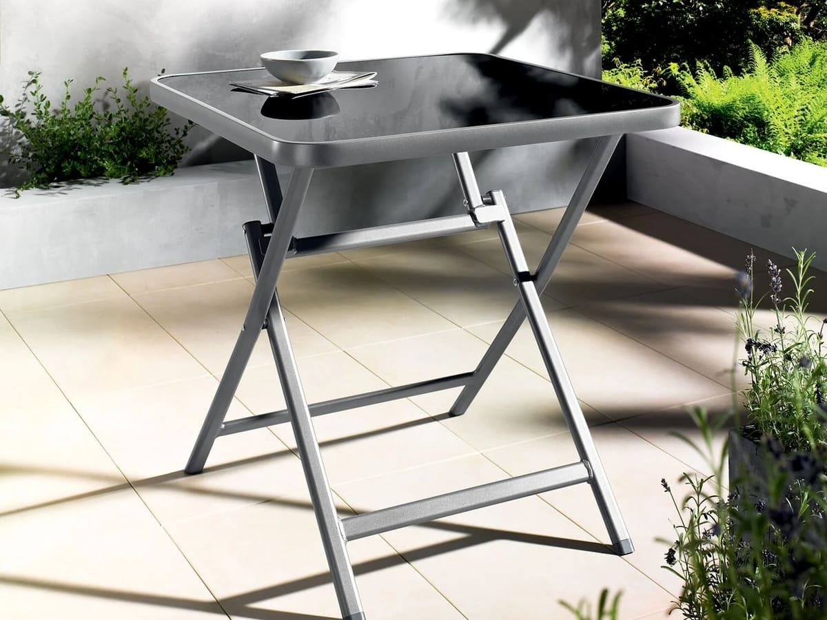 Mesa de aluminio plegable