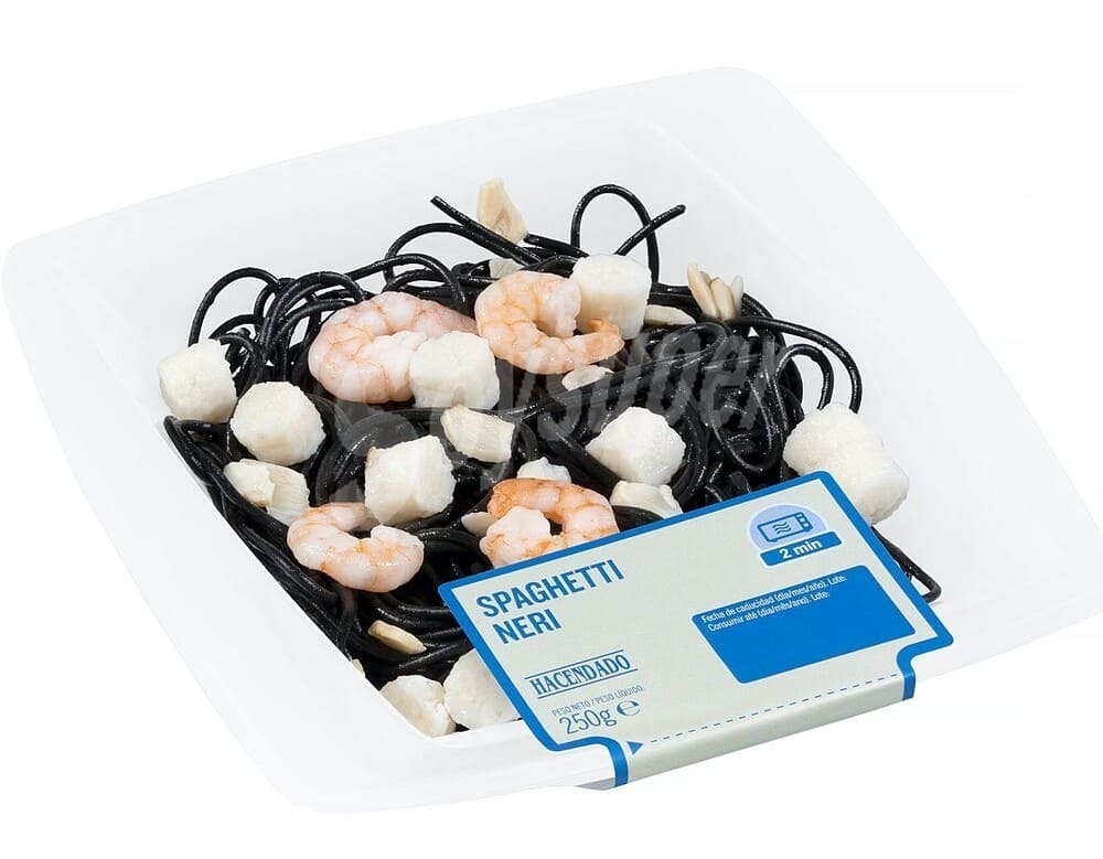 Spaguetti negro con calamares