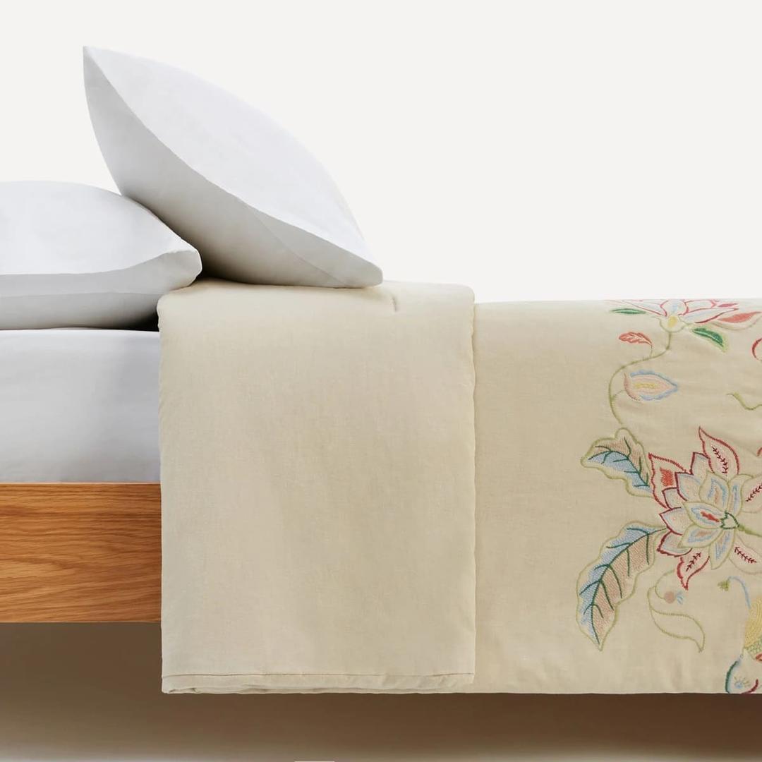 Edredón bordado de lino y algodón Jazmín de El Corte Inglés