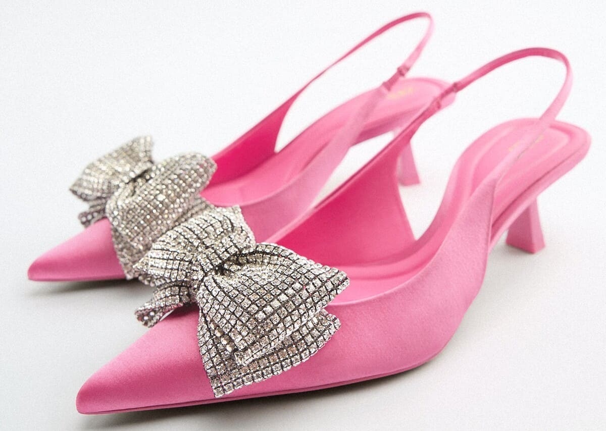 Zapatos satinados de tacón medio