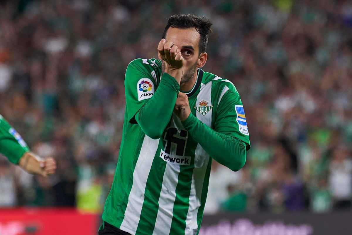 Juanmi celebra su gol en el Real Betis - Elche | Salvador López para El MIRA
