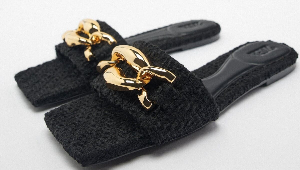 Sandalias planas con pala tejida y con cadena