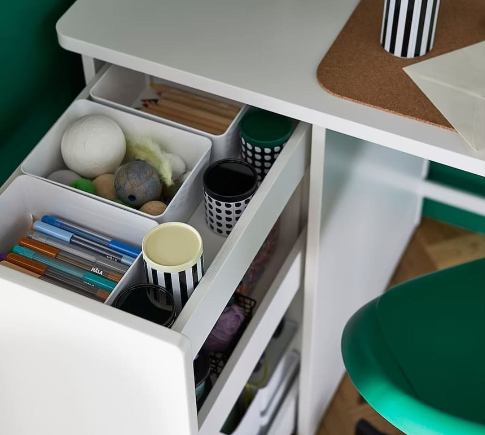 Escritorio LARANDE de Ikea