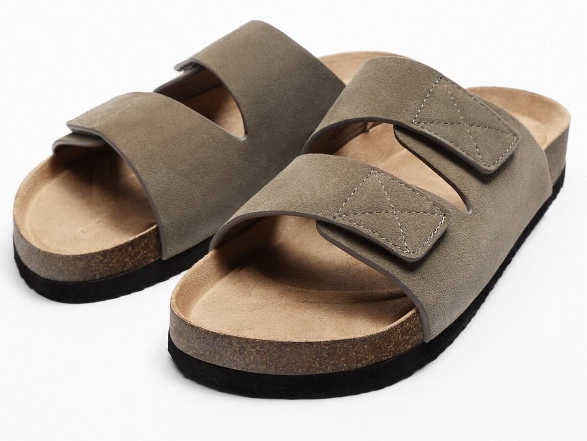 Sandalias con cierres auto adherentes