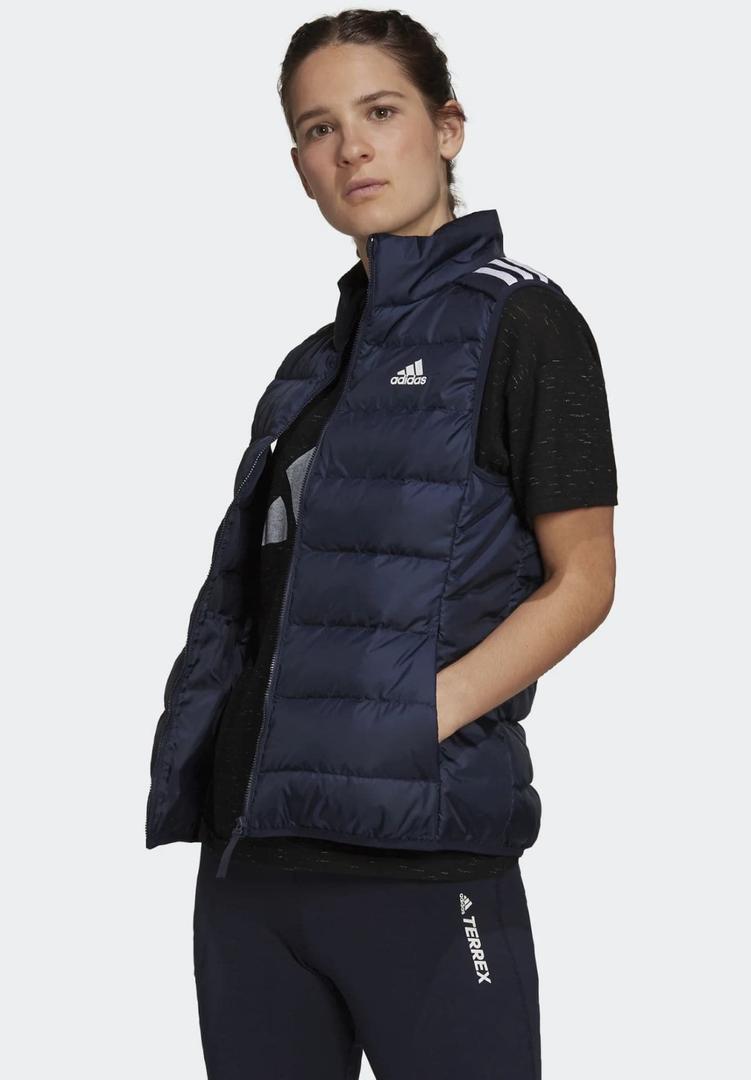 Chaleco de plumón Adidas Essentials en Decathlon