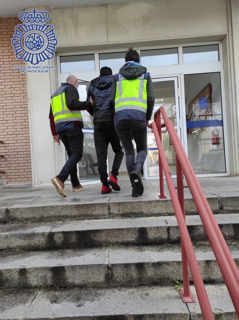 El taxista detenido por la Policía Nacional