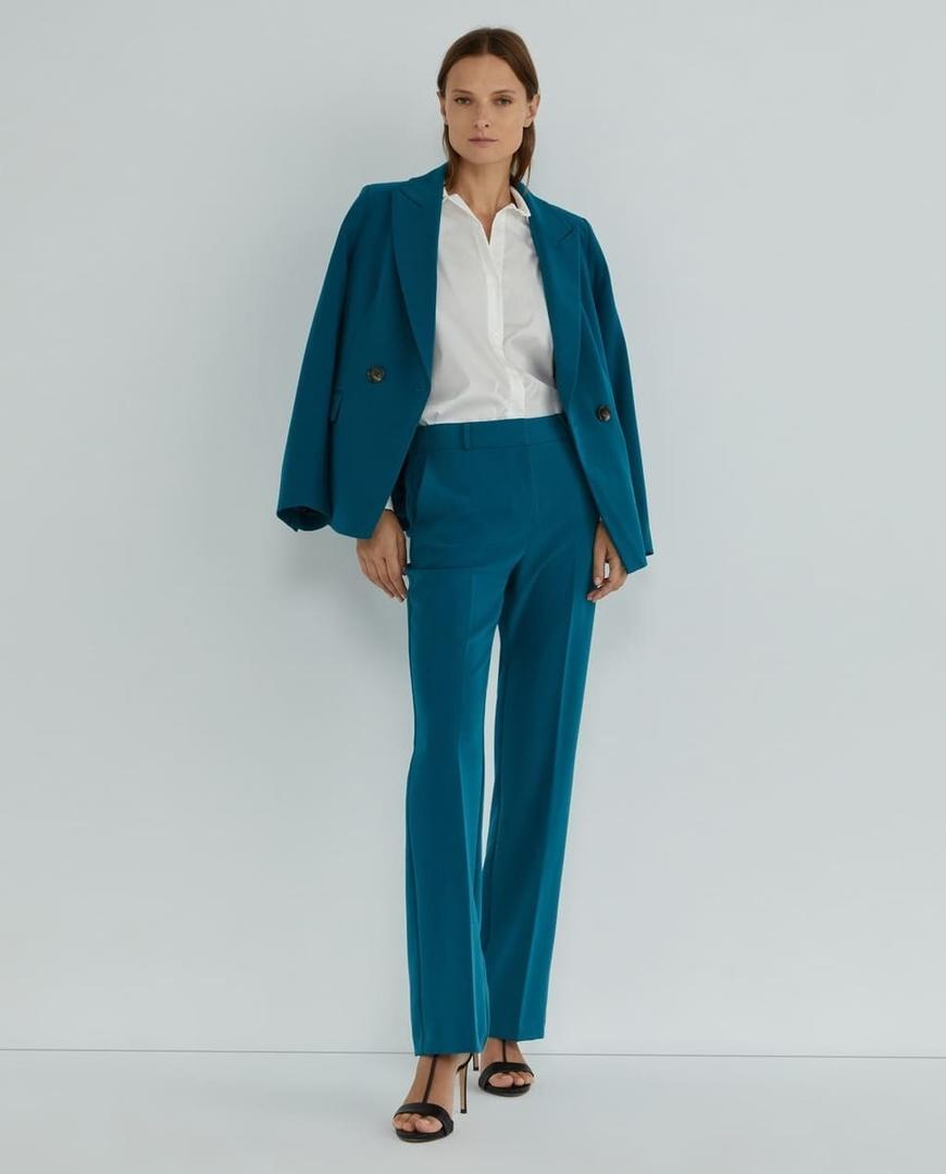 Blusa de popelín lisa de Woman en El Corte Inglés