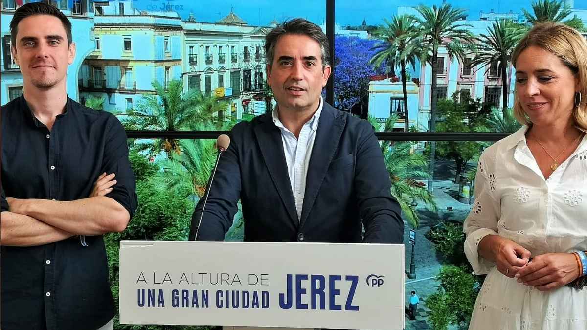 Antonio Saldaña en rueda de prensa