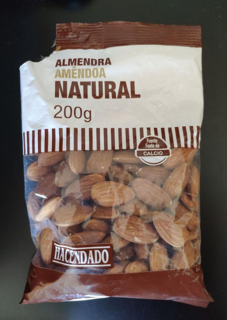 Almendras con piel de Hacendado