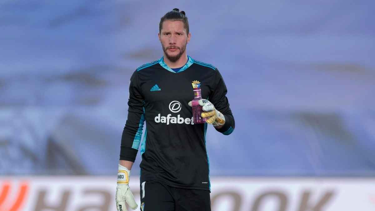 Conan Ledesma, durante un duelo con el Cádiz CF | LaLiga