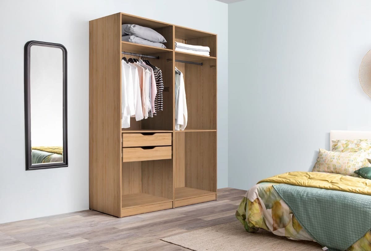 Armario de puertas abatibles Spaceo Home Doha