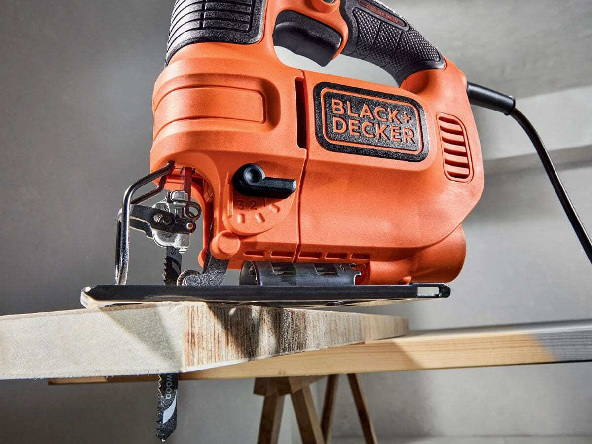 Black & Decker Sierra de calar pendular