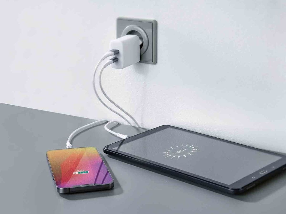 Cargador de pared doble