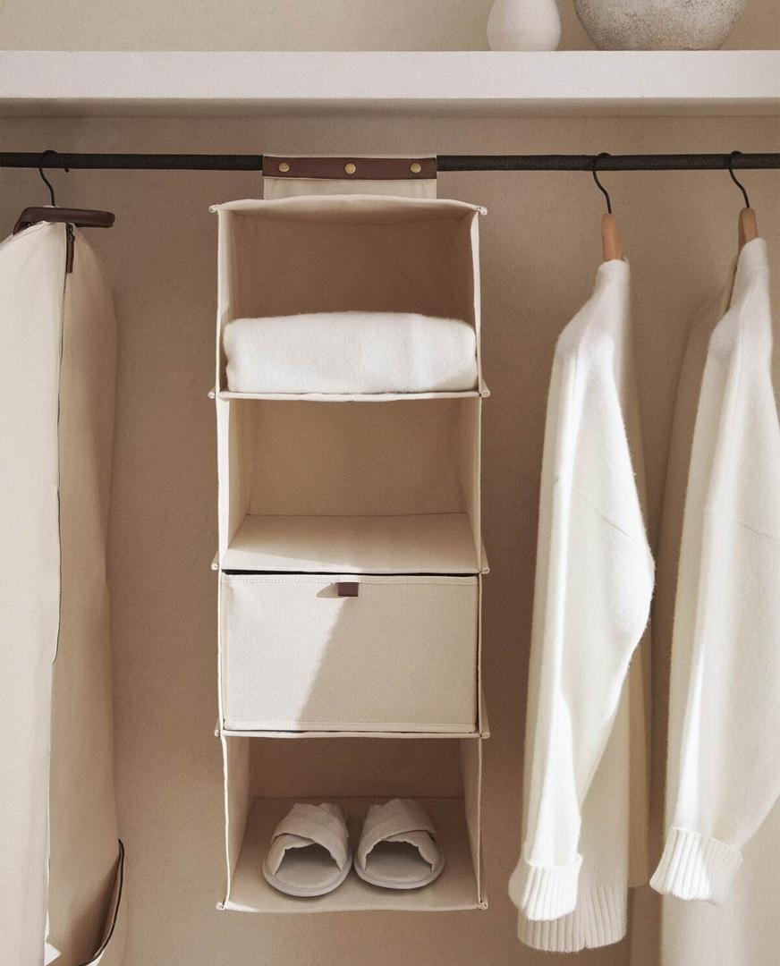 Organizador colgante de cavas y piel