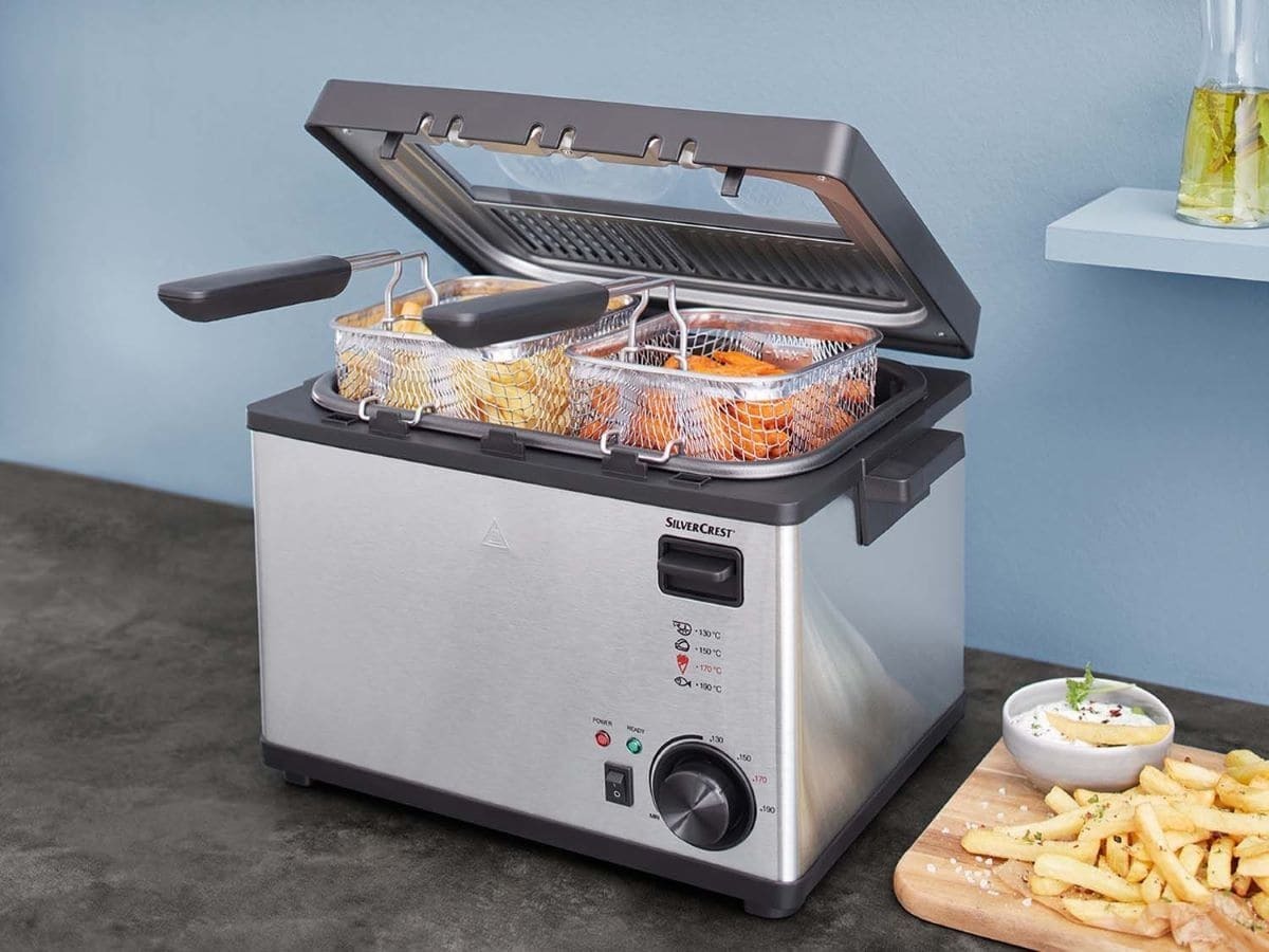 Freidora de 3 cestas