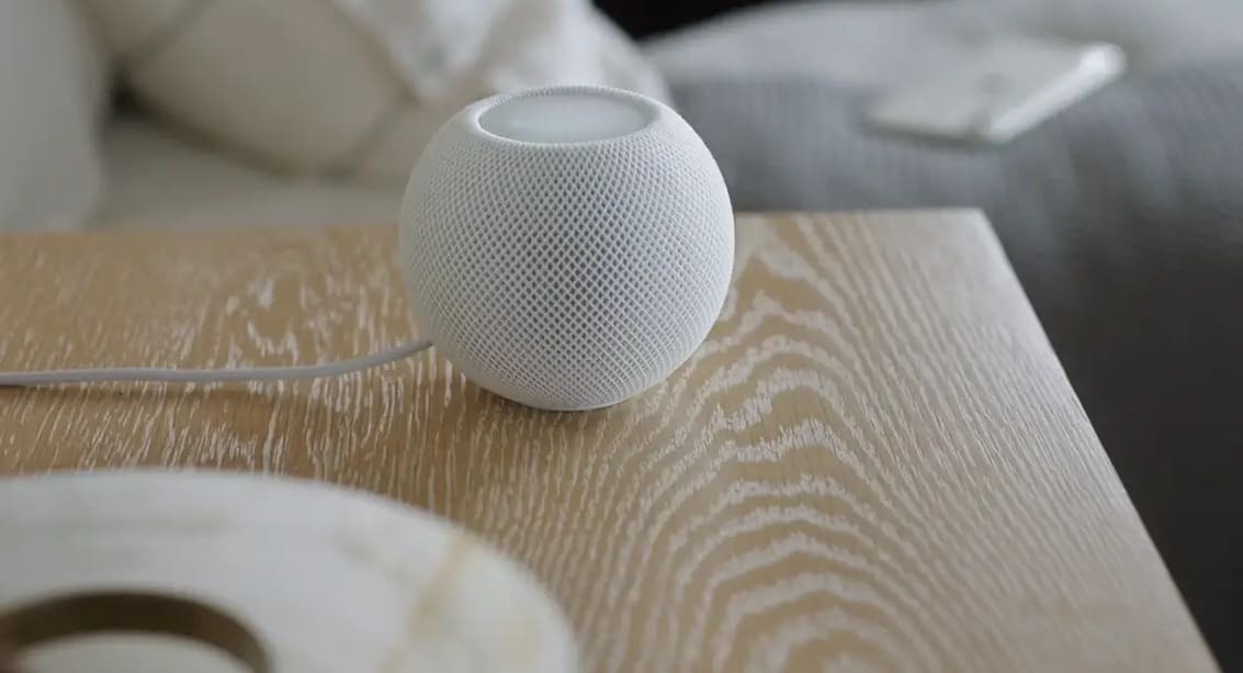 Apple HomePod mini en color blanco
