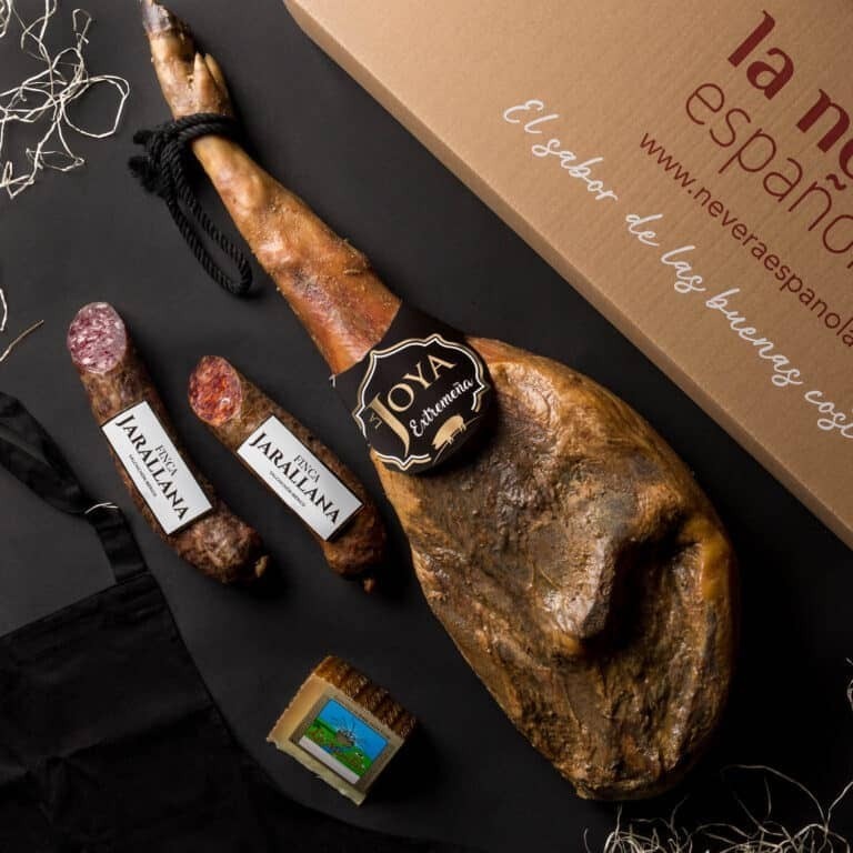 Lote pata negra con jamón ibérico de La Nevera Española