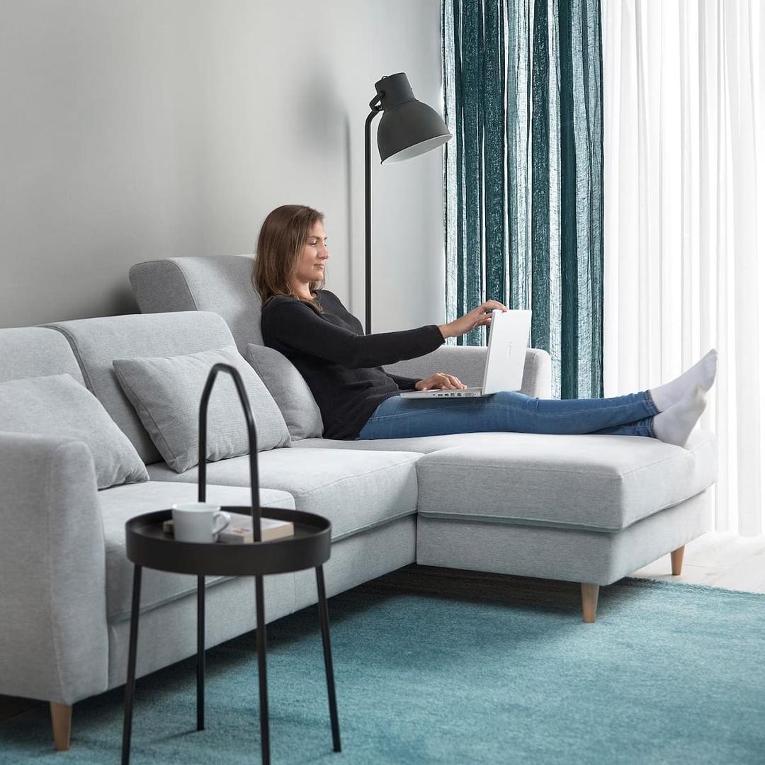 Sofá de 3 plazas con chaise lonque modelo SLATORP de Ikea