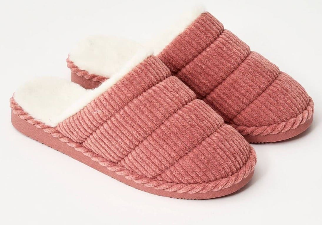 Zapatilla de pana con pelo interior