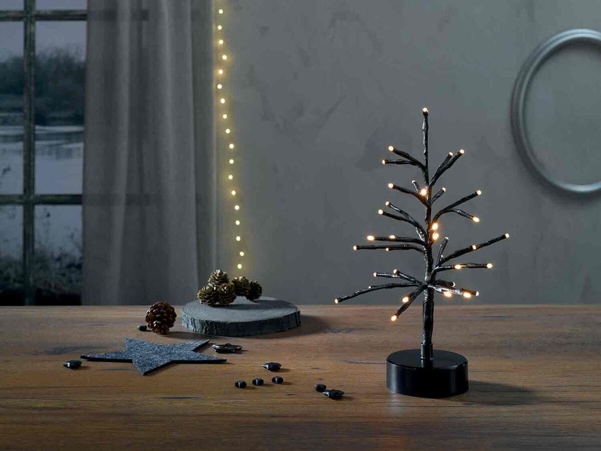 Árbol luminoso de 38 LEDS