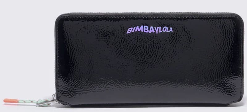 Cartera grande efecto charol negro con cremallera